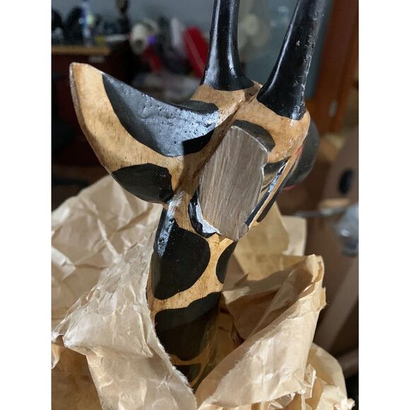 Scratch & Dent 3 Foot Tall Hand-Carved Wooden Giraffe Statue Decor - Picture 6 of 7